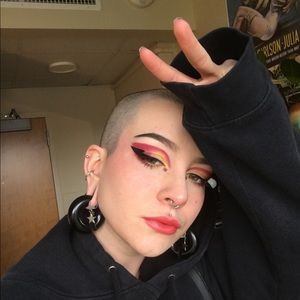 Meet your Posher, Bernie